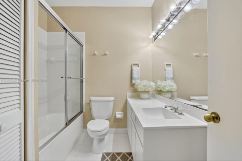 Adosado en venta en Pompano Beach, Florida, 4 dormitorios, 211.63 m2 № 1949652 - foto 30