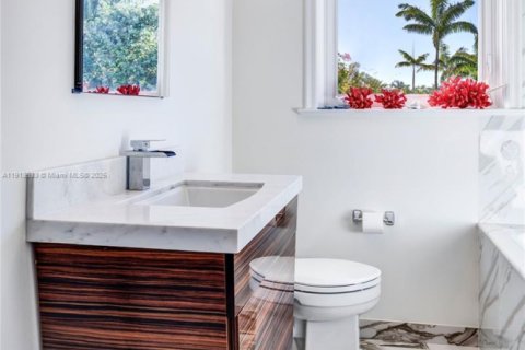 Снять в аренду виллу или дом в Майами-Бич, Флорида 5 спален, 347.55м2, № 2016072 - фото 14