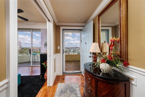Condo in South Pasadena, Florida, 2 bedrooms № 2103550 - photo 6