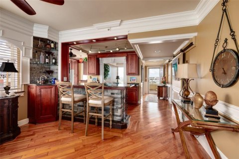Condo in South Pasadena, Florida, 2 bedrooms № 2103550 - photo 13