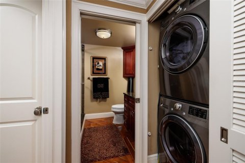Condo in South Pasadena, Florida, 2 bedrooms № 2103550 - photo 25