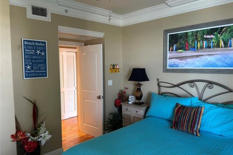 Condo in South Pasadena, Florida, 2 bedrooms № 2103550 - photo 23