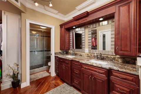 Condo in South Pasadena, Florida, 2 bedrooms № 2103550 - photo 19
