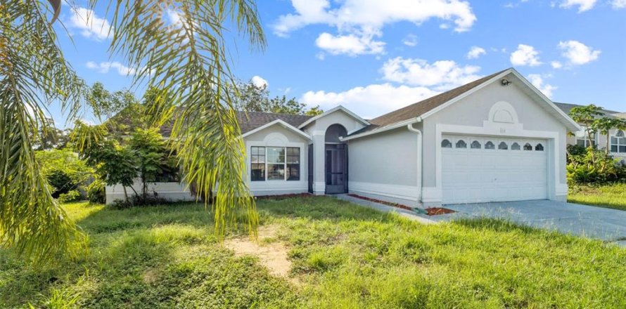 Casa en Deltona, Florida 3 dormitorios, 112.78 m2 № 1834635