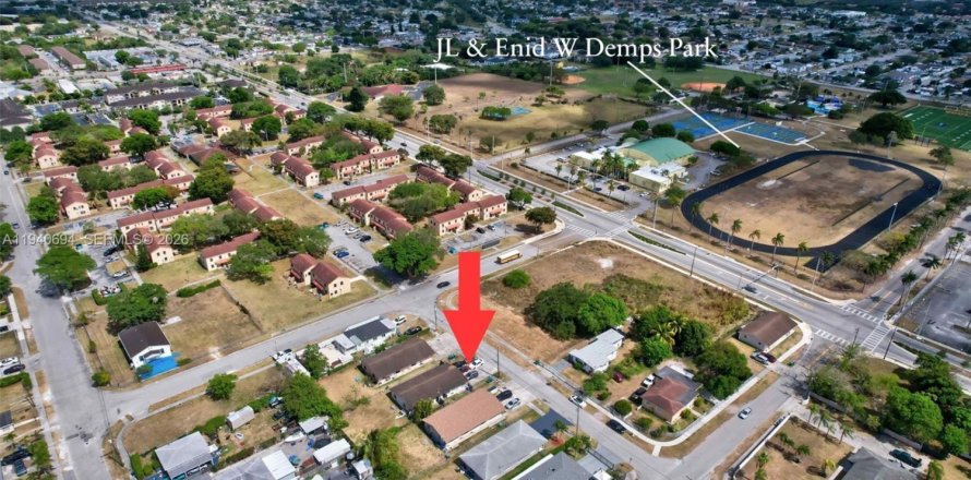 Дом в Майами, Флорида 2 спальни, 156.08м2 № 1998371