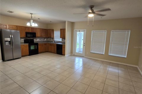 Touwnhouse à louer à Kissimmee, Floride: 3 chambres, 128.39 m2 № 2096741 - photo 4