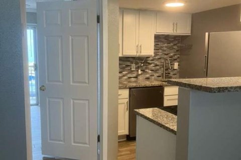 Condominio en alquiler en Altamonte Springs, Florida, 1 dormitorio, 46.08 m2 № 2157932 - foto 3