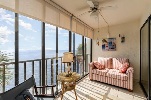 Condo in Titusville, Florida, 2 bedrooms  № 1827242 - photo 17