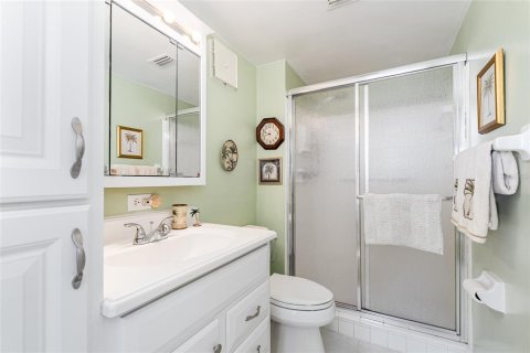 Condo in Titusville, Florida, 2 bedrooms  № 1827242 - photo 11