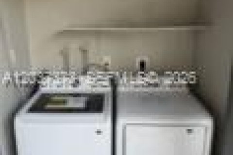 Appartement à louer à Sunrise, Floride: 2 chambres, 132.39 m2 № 2087521 - photo 7