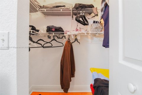 Adosado en venta en Tamarac, Florida, 3 dormitorios, 123.75 m2 № 2035310 - foto 25