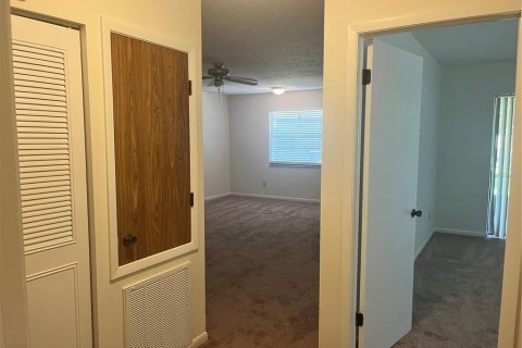 Villa ou maison à vendre à Bradenton, Floride: 2 chambres, 96.99 m2 № 1318211 - photo 14
