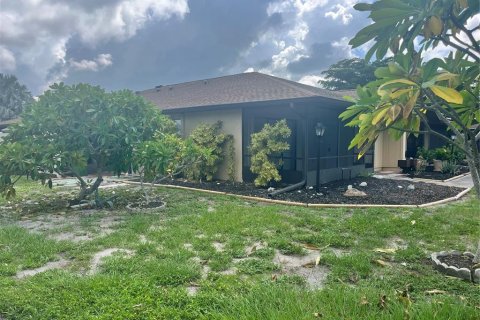 Villa ou maison à vendre à Bradenton, Floride: 2 chambres, 96.99 m2 № 1318211 - photo 1