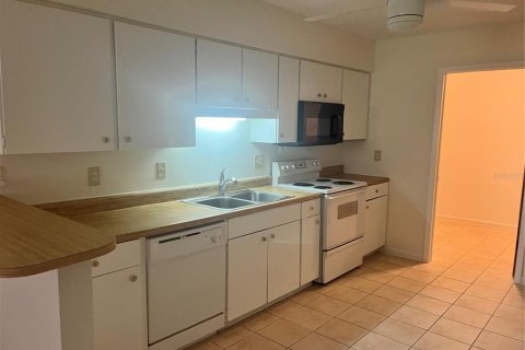 Villa ou maison à vendre à Bradenton, Floride: 2 chambres, 96.99 m2 № 1318211 - photo 6