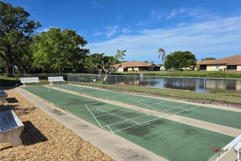 Villa ou maison à vendre à Bradenton, Floride: 2 chambres, 96.99 m2 № 1318211 - photo 17