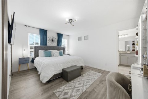 Villa ou maison à vendre à Kissimmee, Floride: 4 chambres, 200.2 m2 № 2294492 - photo 24