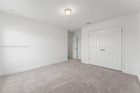 House in Saint Cloud, Florida 5 bedrooms № 1850582 - photo 29