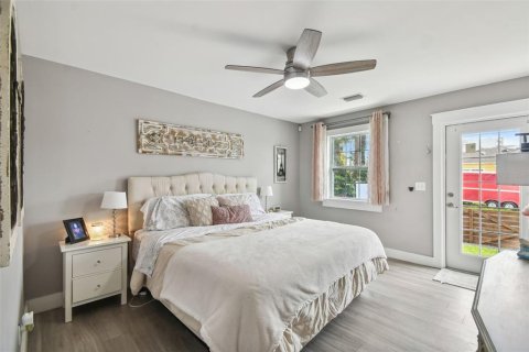 Casa en venta en Tampa, Florida, 3 dormitorios, 193.05 m2 № 1648742 - foto 24