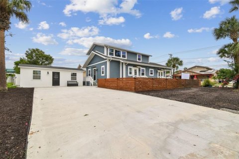 Casa en venta en Tampa, Florida, 3 dormitorios, 193.05 m2 № 1648742 - foto 7