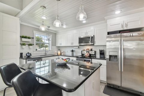 Casa en venta en Tampa, Florida, 3 dormitorios, 193.05 m2 № 1648742 - foto 21