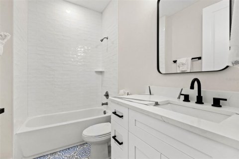 Townhouse in Tampa, Florida 3 bedrooms, 210.33 sq.m. № 1755530 - photo 20