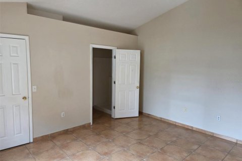 Casa en alquiler en Kissimmee, Florida, 4 dormitorios, 169.83 m2 № 1821205 - foto 11