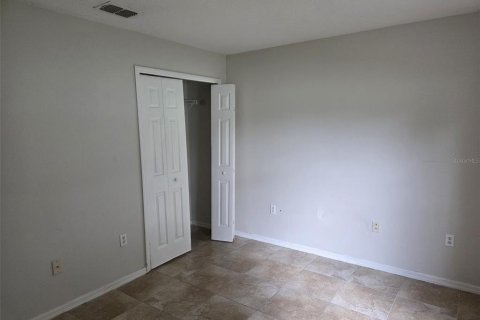 Casa en alquiler en Kissimmee, Florida, 4 dormitorios, 169.83 m2 № 1821205 - foto 5
