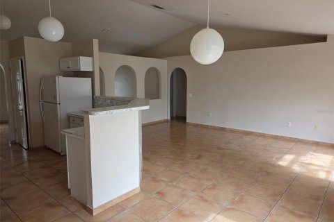 Casa en alquiler en Kissimmee, Florida, 4 dormitorios, 169.83 m2 № 1821205 - foto 13