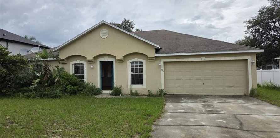 Casa en Kissimmee, Florida 4 dormitorios, 169.83 m2 № 1821205