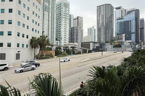 Condo in Miami, Florida, 2 bedrooms  № 1830520 - photo 3