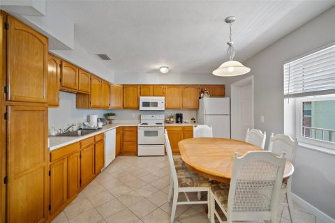 Copropriété à vendre à Venice, Floride: 2 chambres, 82.22 m2 № 2099229 - photo 5