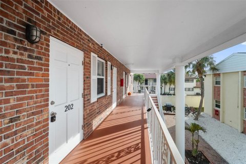 Copropriété à vendre à Venice, Floride: 2 chambres, 82.22 m2 № 2099229 - photo 3