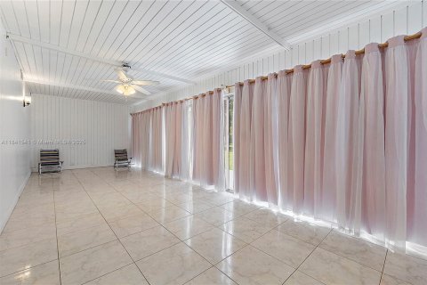 Villa ou maison à vendre à Tamarac, Floride: 3 chambres, 154.59 m2 № 1845620 - photo 17