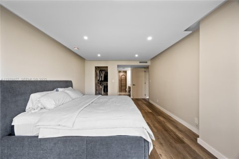 Copropriété à vendre à Miami, Floride: 2 chambres, 145.58 m2 № 1986944 - photo 19