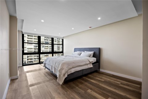 Copropriété à vendre à Miami, Floride: 2 chambres, 145.58 m2 № 1986944 - photo 17