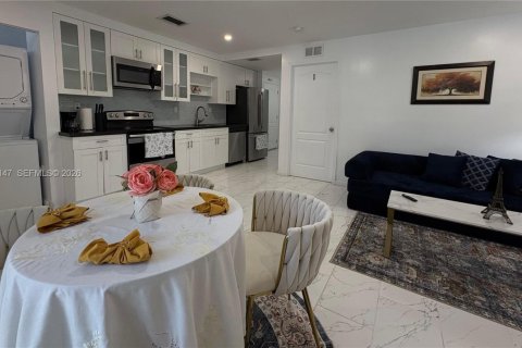 Apartment in Miami, Florida 3 bedrooms, 92.9 sq.m. № 2087839 - photo 9