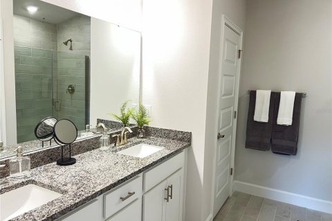 House in Dade City, Florida 4 bedrooms, 151.9 sq.m. № 2092343 - photo 6