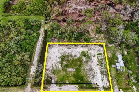 Terreno en venta en New Port Richey, Florida № 2148719 - foto 5