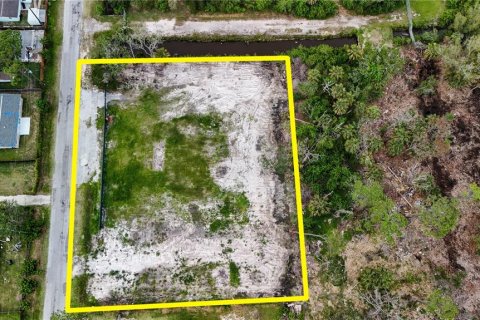 Terreno en venta en New Port Richey, Florida № 2148719 - foto 3