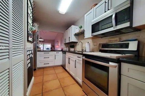 Adosado en venta en Miami, Florida, 3 dormitorios, 128.02 m2 № 1986439 - foto 7