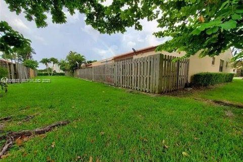 Adosado en venta en Miami, Florida, 3 dormitorios, 128.02 m2 № 1986439 - foto 12
