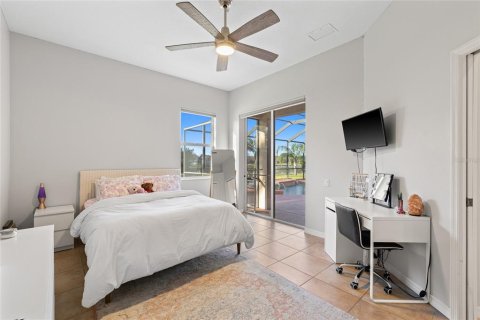 House in Bradenton, Florida 4 bedrooms, 228.82 sq.m. № 1732284 - photo 22