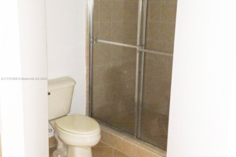 Condo in Sunrise, Florida, 2 bedrooms  № 1710112 - photo 22