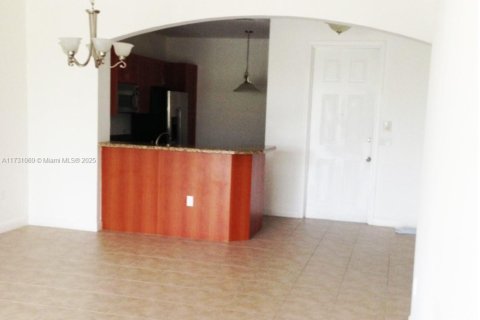 Condo in Sunrise, Florida, 2 bedrooms  № 1710112 - photo 13
