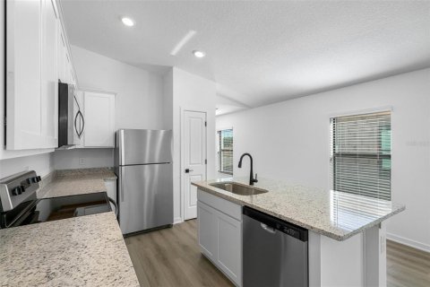House in Spring Hill, Florida 3 bedrooms, 117.8 sq.m. № 1838318 - photo 3