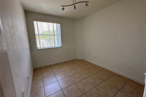 Copropriété à vendre à Homestead, Floride: 3 chambres, 109.81 m2 № 2059771 - photo 17