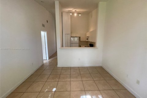 Copropriété à vendre à Homestead, Floride: 3 chambres, 109.81 m2 № 2059771 - photo 4