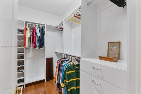 Купить кондоминиум в Юпитер, Флорида 6 комнат, 209.87м2, № 2179803 - фото 25