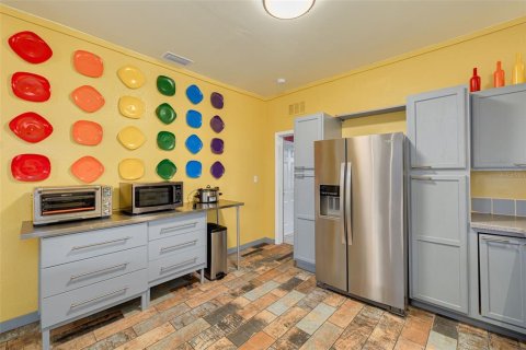 House in Tampa, Florida 3 bedrooms, 124.86 sq.m. № 1817481 - photo 12