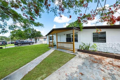 Casa en venta en Hollywood, Florida, 3 dormitorios № 1945994 - foto 2